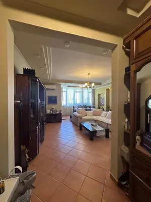 Appartamento 2+1 in affitto a Rruga Fortuzi, Tirana, 120 m². Foto 8 di 8