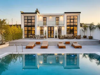 Villa in affitto a Pjeze, Durazzo, 500 m². Foto 2 di 10