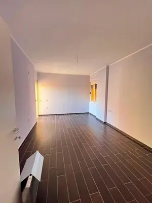 Appartamento 2+1 in vendita a Rruga Dervish Ali Dukati, Valona, 90 m². Foto 5 di 8