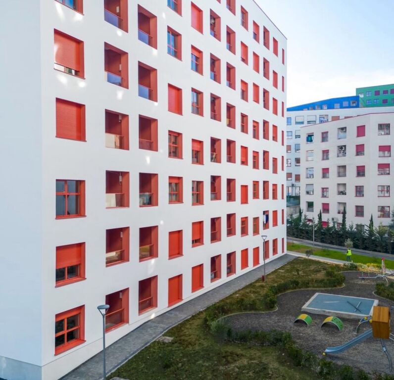 Apartment 1+1 for sale in Ali Demi, Tirana, 45 m². Photo 3 of 3