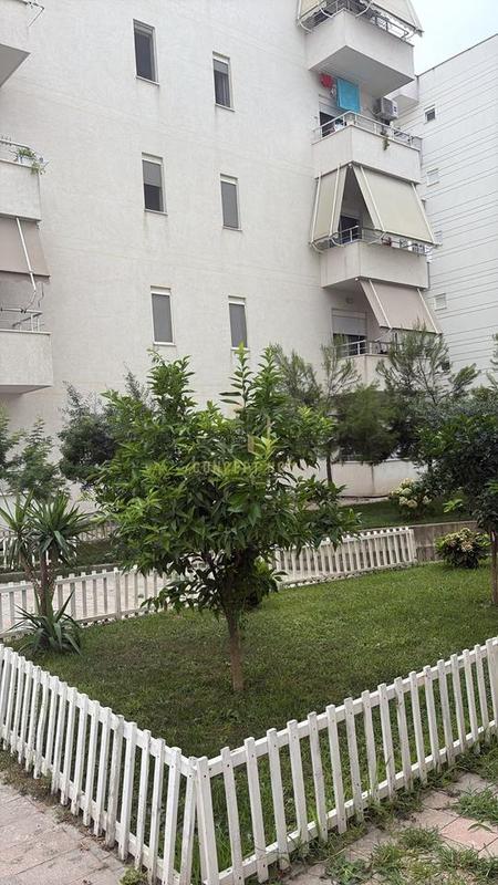 Apartament 2+1 në shitje në Qerret, Tiranë, 80 m²
