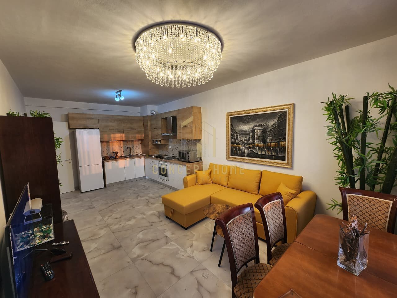 Apartment 2+1 for rent in Univers City, Tirana, 90 m². Photo 1 of 3