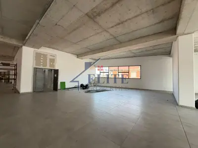Commercial space for rent in Vaqarr, Tirana, 1,150 m². Photo 4 of 12