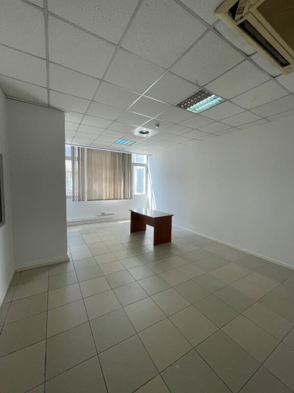 Commercial space for rent in Blloku, Tirana, 550 m². Photo 3 of 3