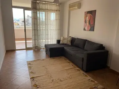 Studio for rent in Pazari i Ri, Tirana, 90 m². Photo 5 of 9