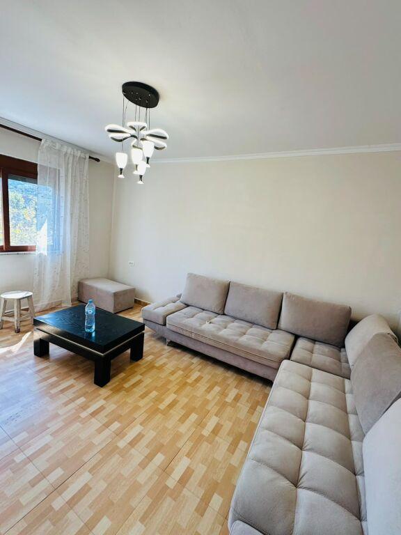Appartamento 1+1 in vendita a Rruga Irfan Tomini, Tirana, 60 m²