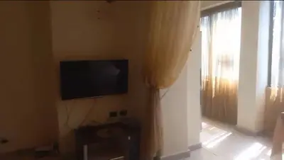Apartament 2+1 me qera në Inxhinieria, Tiranë, 90 m². Foto 4 nga 4