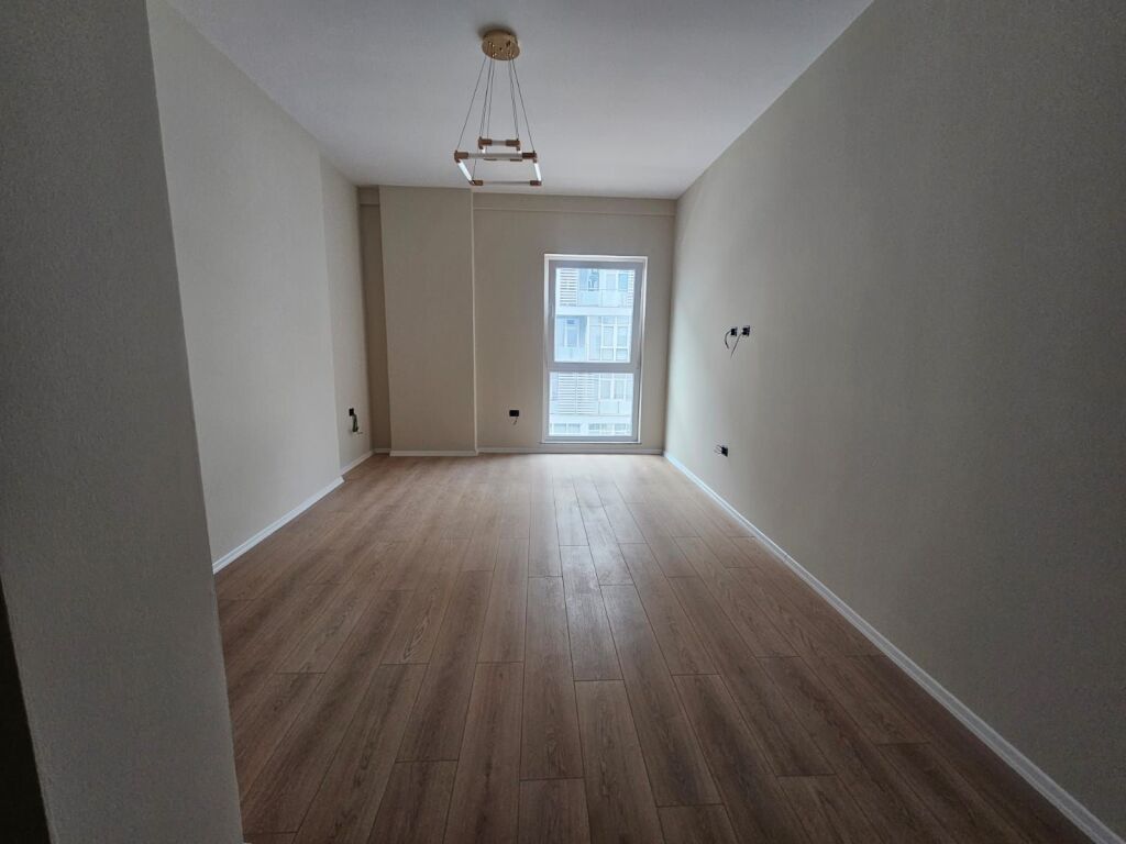 Ambient biznesi me qera në Komuna e Parisit, Tiranë, 125 m². Foto 3 nga 3