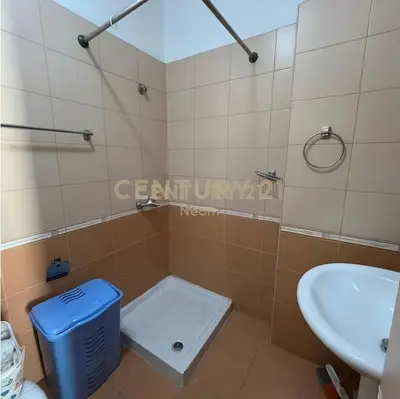 Apartament 2+1 me qera në Astir, Tiranë, 102 m². Foto 6 nga 8