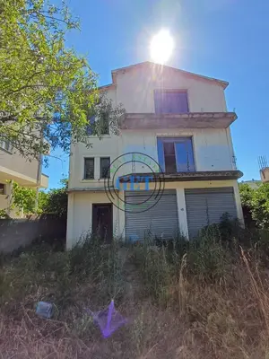Shtëpi private në shitje në Rruga Aleksander Goga, Durrës, 351 m². Foto 2 nga 12