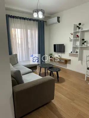 Apartament 1+1 me qera në Brryli, Tiranë, 65 m². Foto 1 nga 10