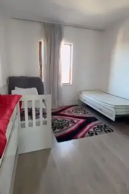 Appartamento 1+1 in affitto a Medreseja, Tirana, 65 m². Foto 3 di 4
