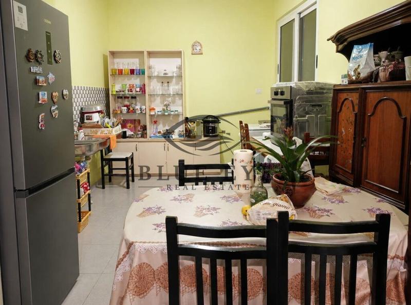 Apartment 2+1 for rent in Prefektura Durrës, Durrës, 162 m²