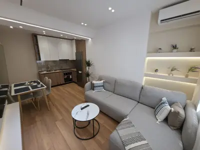 Apartament 1+1 në shitje në Pazari i Ri, Tiranë, 51 m². Foto 2 nga 10