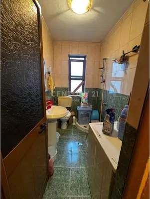 Apartament 3+1 në shitje në Spitali Ushtarak, Tiranë, 117 m². Foto 5 nga 7