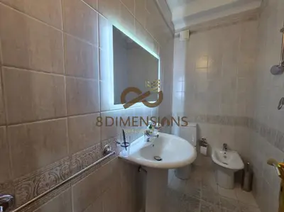 Appartamento 3+1 in vendita a Blloku, Tirana, 155 m². Foto 8 di 9