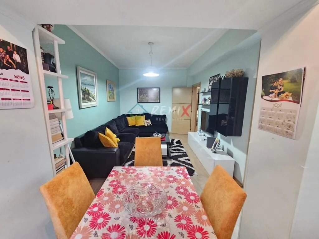 Apartament 2+1 në shitje në Rruga Jahja Ballhysa, Durrës, 80 m². Foto 1 nga 12