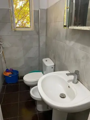 Appartamento 2+1 in affitto a Vasil Shanto, Tirana, 70 m². Foto 3 di 3
