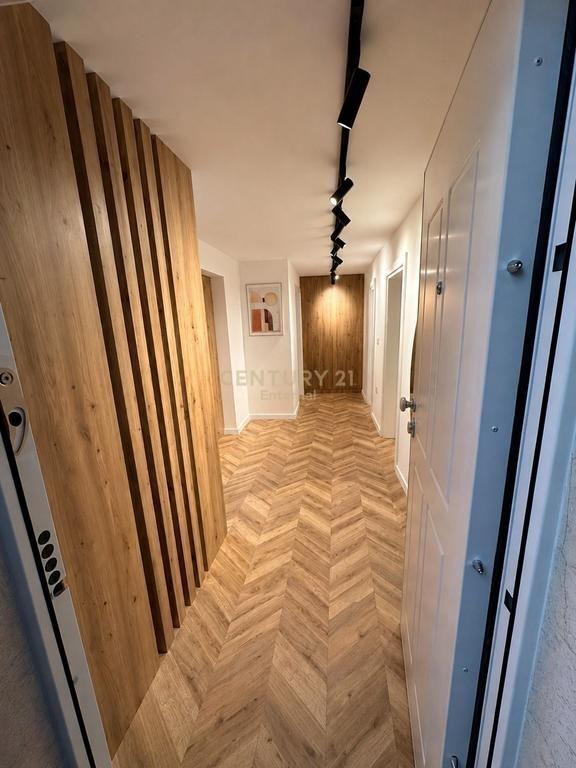 Apartament 2+1 me qera në Rruga Bajram Allaraj, Tiranë, 90 m². Foto 8 nga 9