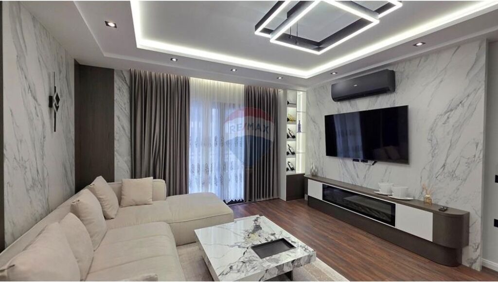 Apartament 2+1 në shitje në Lungomare, Vlorë, 102 m². Foto 1 nga 3