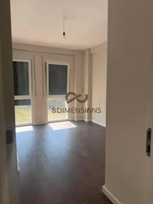 Apartament 2+1 me qera në Bulevardi Zogu I, Tiranë, 125 m². Foto 5 nga 9
