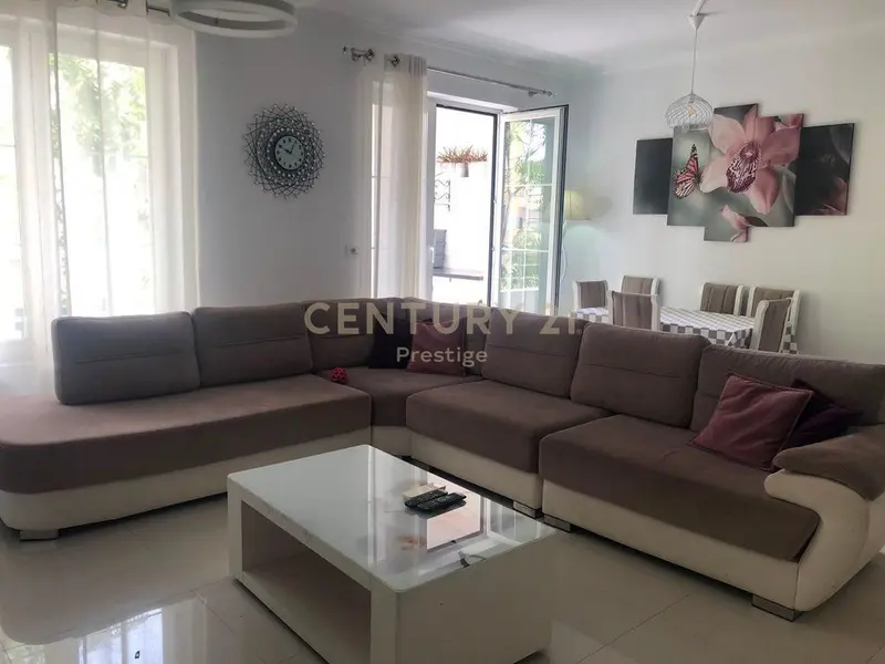 Appartamento 2+1 in affitto a Don Bosco, Tirana, 90 m²