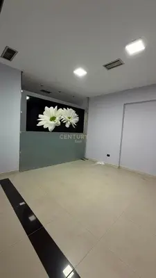 Office for rent in Bulevardi Epidamn, Durrës, 90 m². Photo 4 of 8