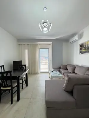Apartament 1+1 me qera në Tregu Industrial, Durrës, 70 m². Foto 4 nga 8