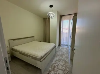 Apartament 1+1 në shitje në Rruga Riza Cerova, Tiranë, 69 m². Foto 2 nga 5