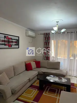 Apartament 2+1 me qera në Kthesa e Kamzës, Tiranë, 90 m². Foto 2 nga 4