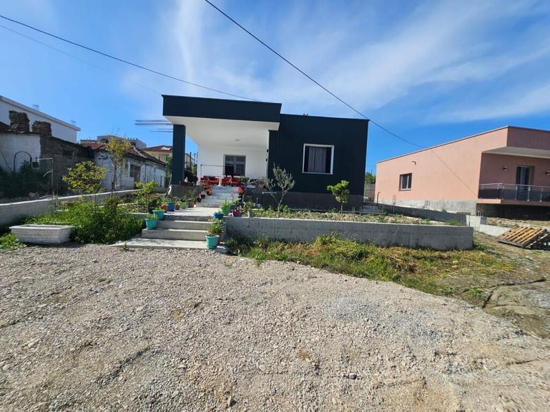 Shtëpi private në shitje në Rruga Bajram Tusha, Durrës, 660 m². Foto 9 nga 12