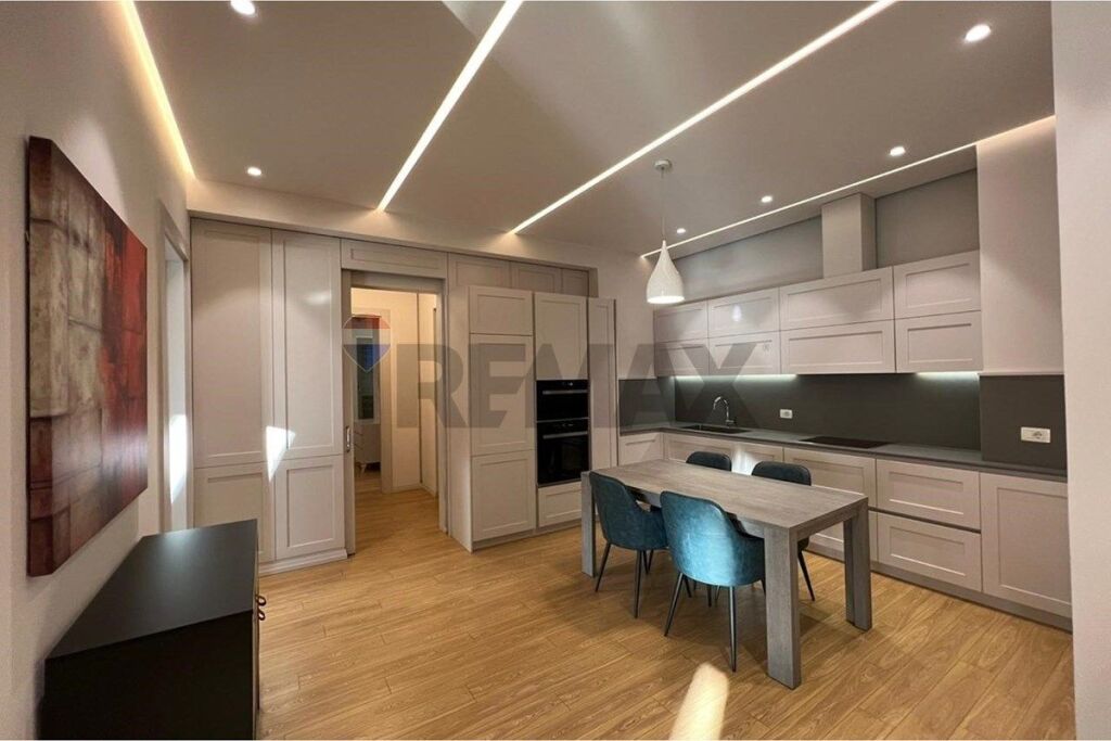 Apartment for rent in Kompleksi Delijorgji, Tirana, 144 m². Photo 2 of 3