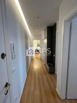 Apartament 2+1 me qera në 5 Maj, Tiranë, 93 m². Foto 11 nga 12