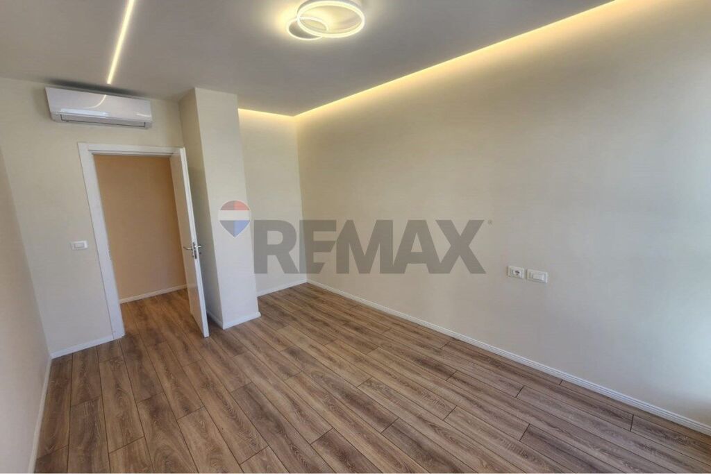 Apartment for sale in Bulevardi i Ri, Tirana, 104 m². Photo 3 of 3