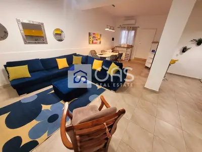 Apartament 2+1 me qera në Pazari i Ri, Tiranë, 90 m². Foto 1 nga 4