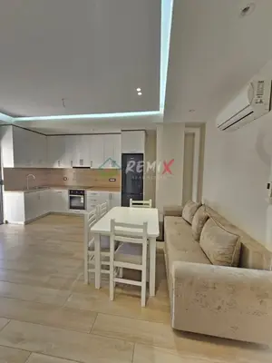 Appartamento 1+1 in affitto a Rruga Vellazerimi, Durazzo, 60 m². Foto 1 di 12