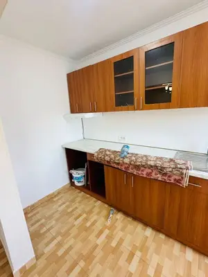 Apartament 1+1 në shitje në Rruga Irfan Tomini, Tiranë, 60 m². Foto 4 nga 8