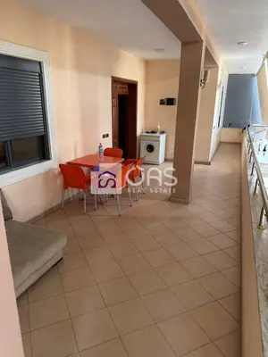 Apartament 2+1 me qera në Rruga 5 Maji, Tiranë, 126 m². Foto 5 nga 8