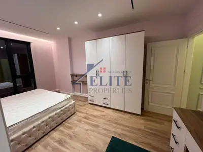 Apartament 3+1 me qera në Porcelan, Tiranë, 135 m². Foto 3 nga 8