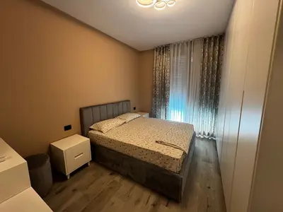 Apartament me qera në TEG, Tiranë, 75 m². Foto 2 nga 5