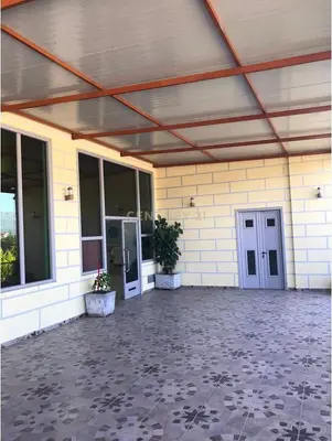 Locale in affitto a Rruga Skënderbeu, Kamza, 900 m². Foto 3 di 3