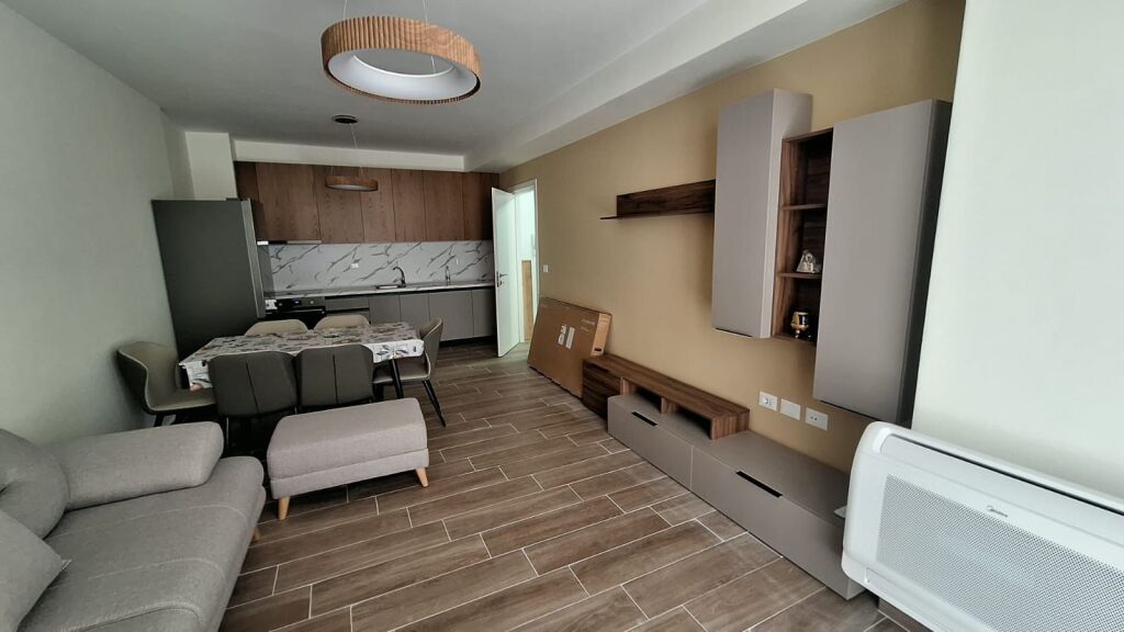 Apartment 2+1 for rent in Rruga 5 Maji, Tirana, 76 m². Photo 3 of 3