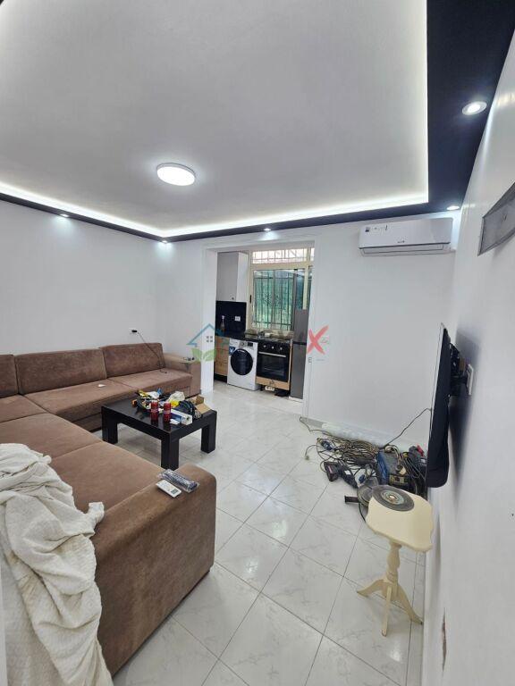 Appartamento 1+1 in affitto a Shkolla 9-vjeçare "Qemal Mici", Durazzo, 50 m²