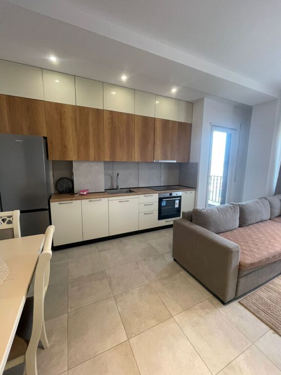 Appartamento 1+1 in affitto a Pallati me Shigjeta, Tirana, 70 m². Foto 3 di 3