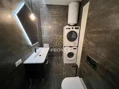 Apartament 1+1 me qera në Rruga e Kosovarëve, Tiranë, 65 m². Foto 6 nga 7