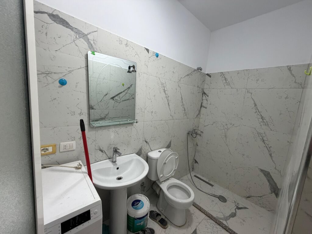 Garsoniere me qera në Galaktik, Durrës, 40 m². Foto 1 nga 5