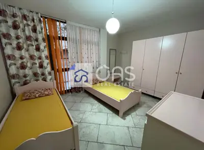 Appartamento 2+1 in affitto a Shkolla e Kuqe, Tirana, 160 m². Foto 7 di 10