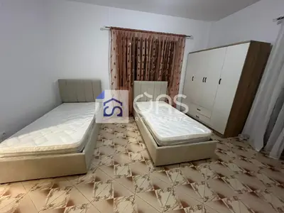Apartament 1+1 me qera në Vilat Gjermane, Tiranë, 65 m². Foto 2 nga 9