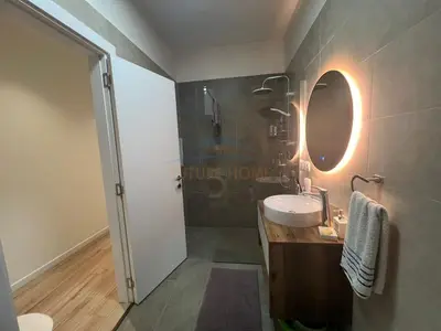 Apartment 2+1 for sale in Tirana, 91 m². Photo 8 of 9