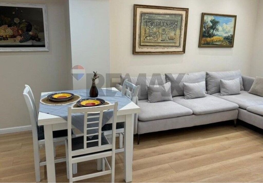 Appartamento in affitto a Pazari i Ri, Tirana, 75 m²